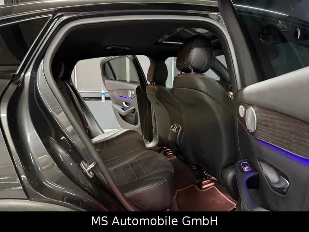 Mercedes-Benz GLC-Class Coupe 300 4Matic Amg Line 09/2019-photo-30