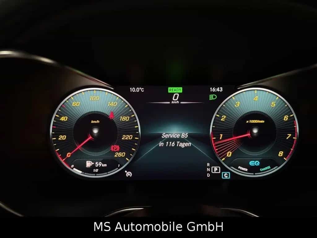 Mercedes-Benz GLC-Class Coupe 300 4Matic Amg Line 09/2019-photo-33