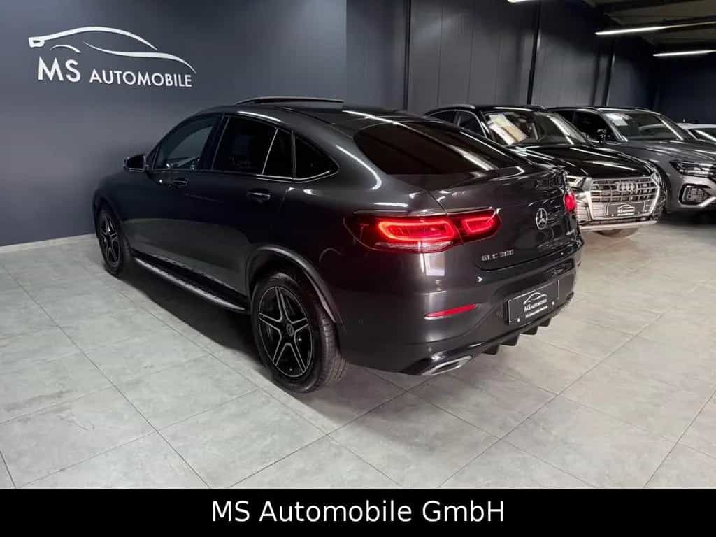 Mercedes-Benz GLC-Class Coupe 300 4Matic Amg Line 09/2019-photo-6