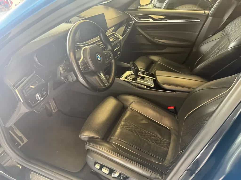 BMW M550 i M-Paket xDrive HeadUp Soft-Close Schiebed. 12/2017-photo-11