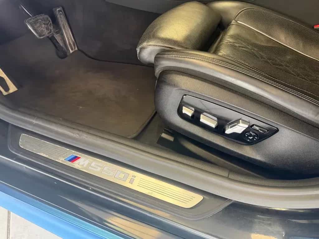 BMW M550 i M-Paket xDrive HeadUp Soft-Close Schiebed. 12/2017-photo-13