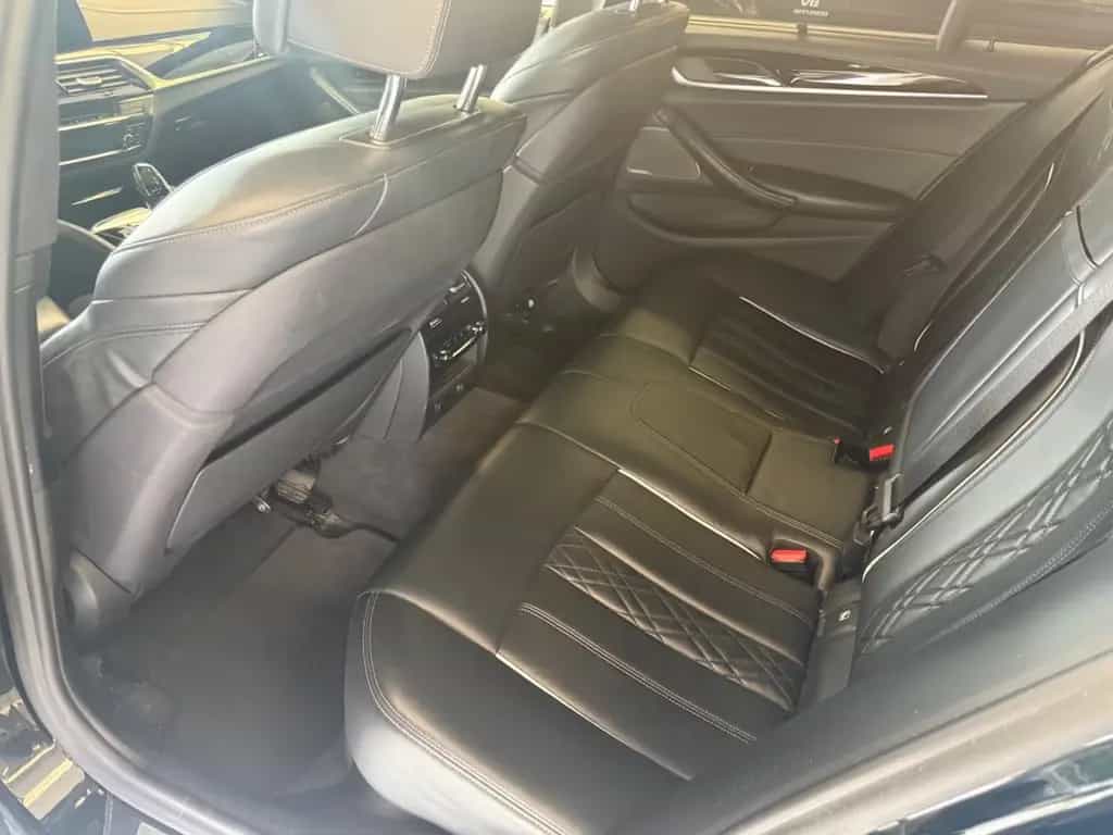 BMW M550 i M-Paket xDrive HeadUp Soft-Close Schiebed. 12/2017-photo-15