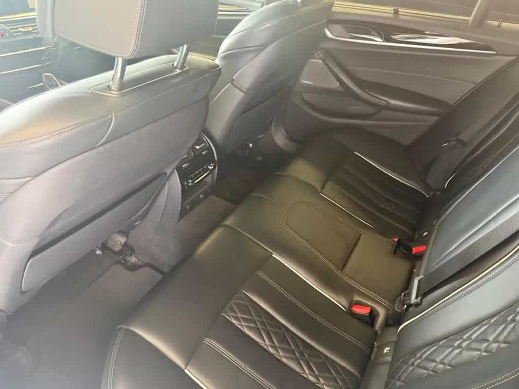 BMW M550 i M-Paket xDrive HeadUp Soft-Close Schiebed. 12/2017-photo-16