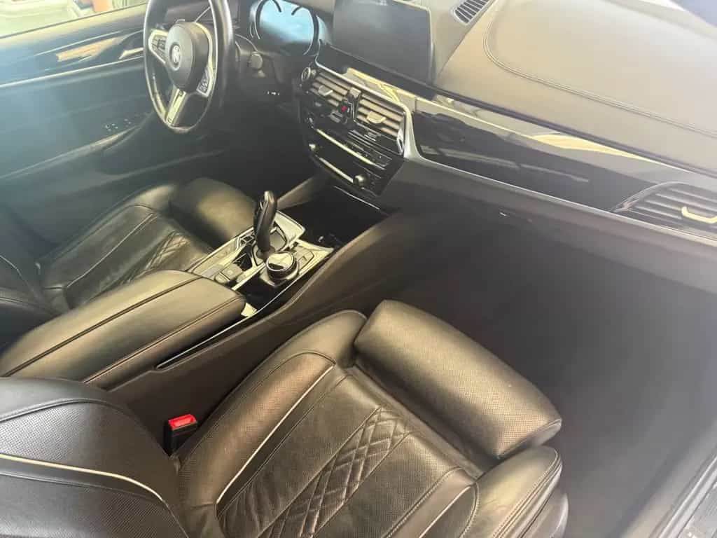 BMW M550 i M-Paket xDrive HeadUp Soft-Close Schiebed. 12/2017-photo-23