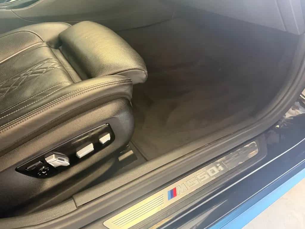 BMW M550 i M-Paket xDrive HeadUp Soft-Close Schiebed. 12/2017-photo-24