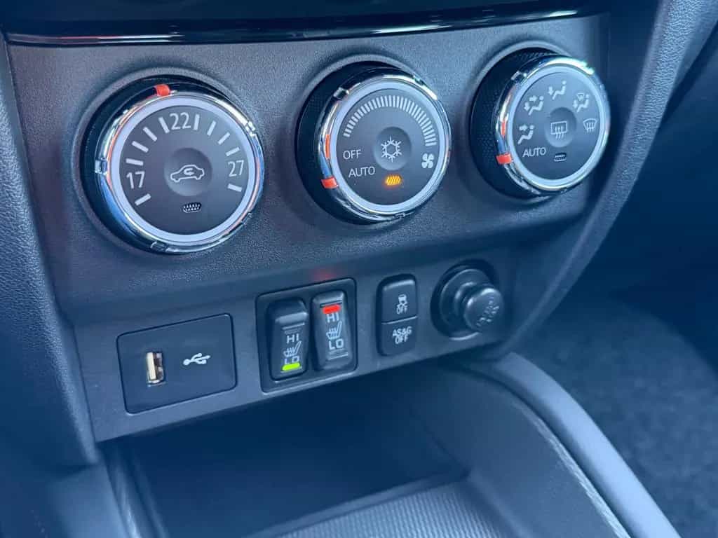 Mitsubishi ASX 1.6 MIVEC Active AHK NAVI SHZ 08/2019-photo-23