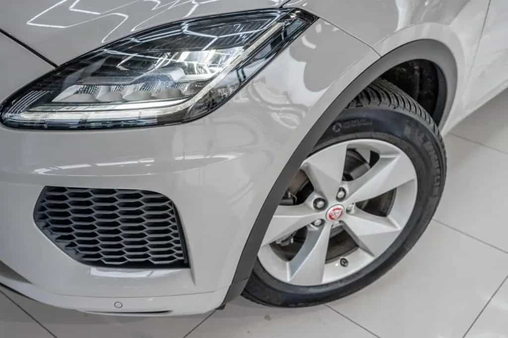 Jaguar E-Pace 2.0 D R-Dynamic S AWD Autom. NAVI LED RFK 02/2021-photo-25