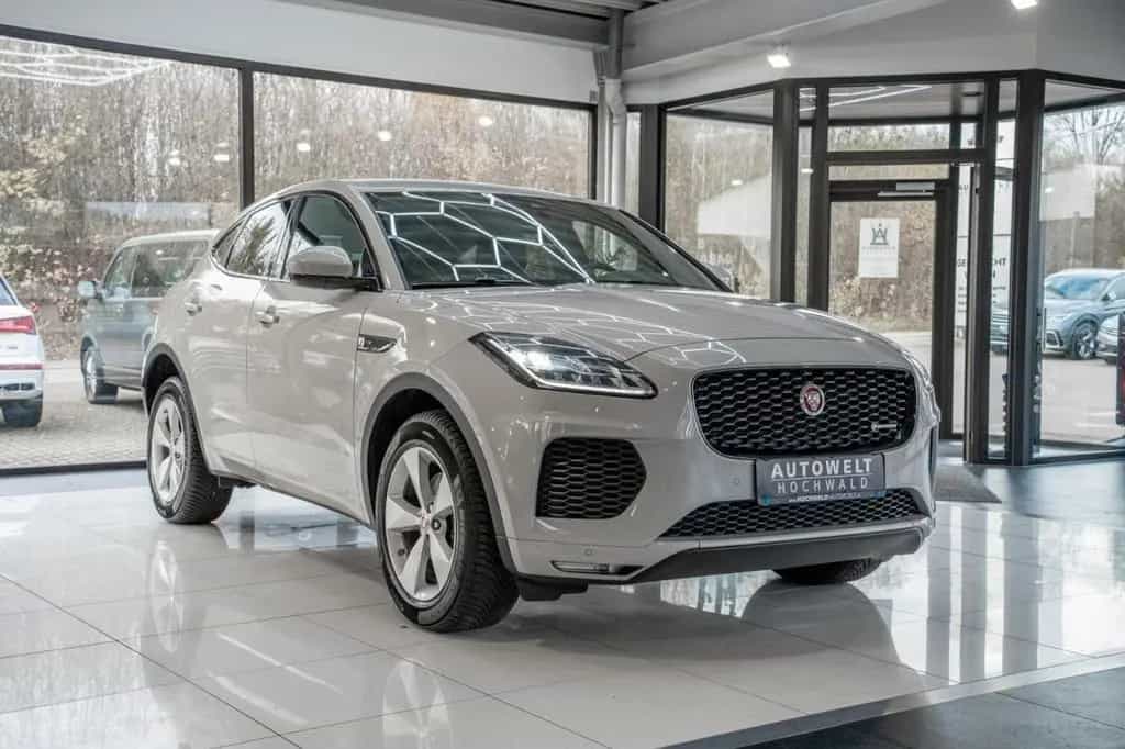 Jaguar E-Pace 2.0 D R-Dynamic S AWD Autom. NAVI LED RFK 02/2021-photo-3