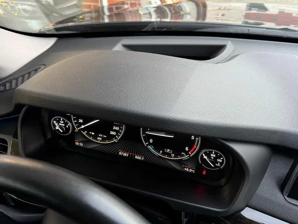 BMW X5 40d xD 360° HeadUp LED Navi Assistentsysteme 04/2016-photo-16