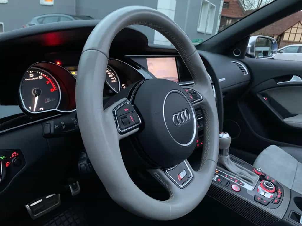Audi S5 Cabrio 3.0 quattro Exclusive Leder B&O 19 05/2014-photo-41