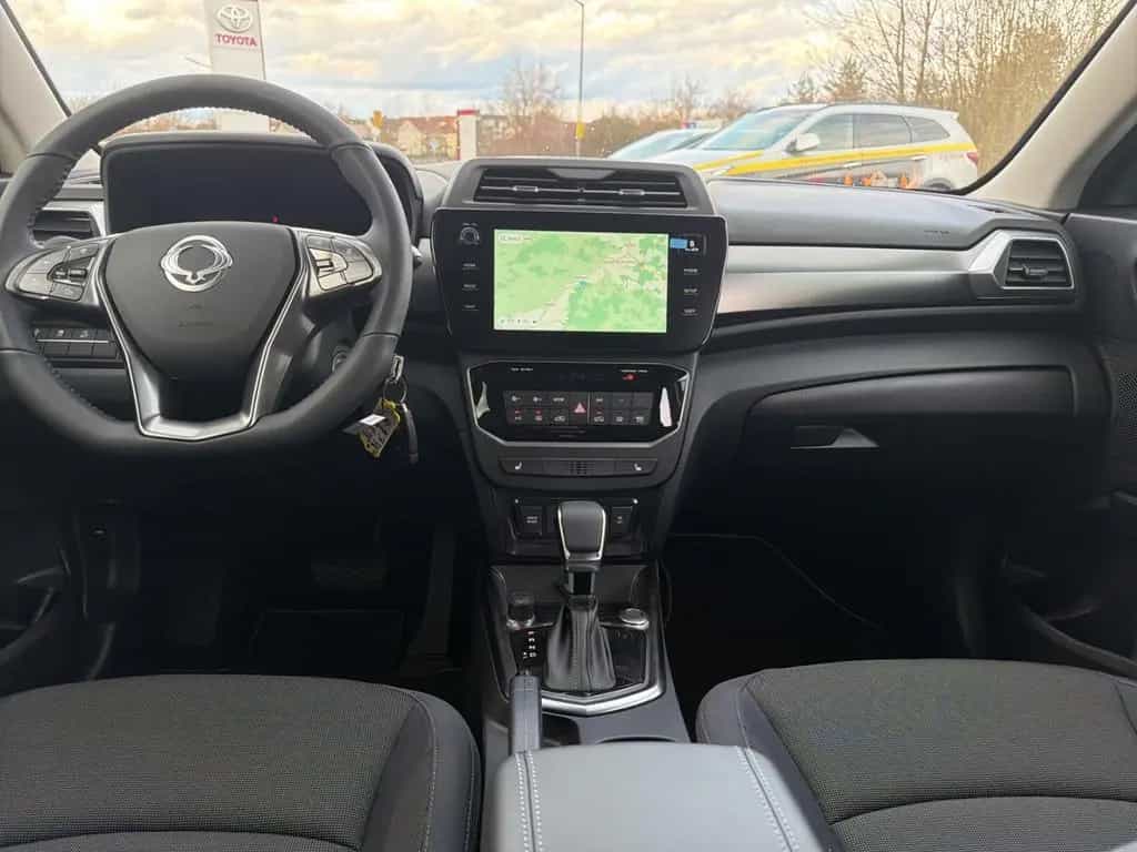 KGM Tivoli Essential: NAVI, SHZ, Dig. Cockpit, Spurh null-photo-7