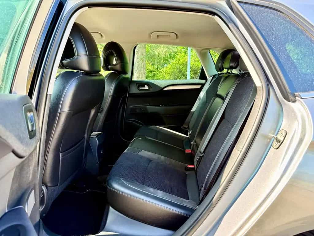 Citroën C4 Lim. Shine/LED/PDC/Garantie/Tüv neu 03/2016-photo-12