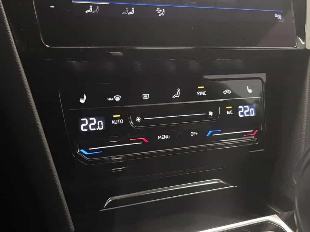 Volkswagen Arteon 2.0 TSI Virtual Matrix LED Pano ACC Navi 05/2021-photo-26