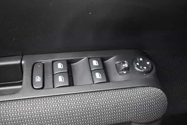 Citroën C3 Aircross 110 SHINE Navi Allwetter Frontscheib 08/2022-photo-4
