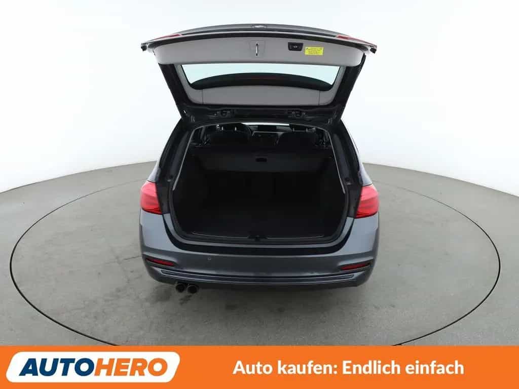 BMW 3 Series 320d EfficientDynamics Sport Line Aut.*NAVI*LED* 05/2019-photo-16