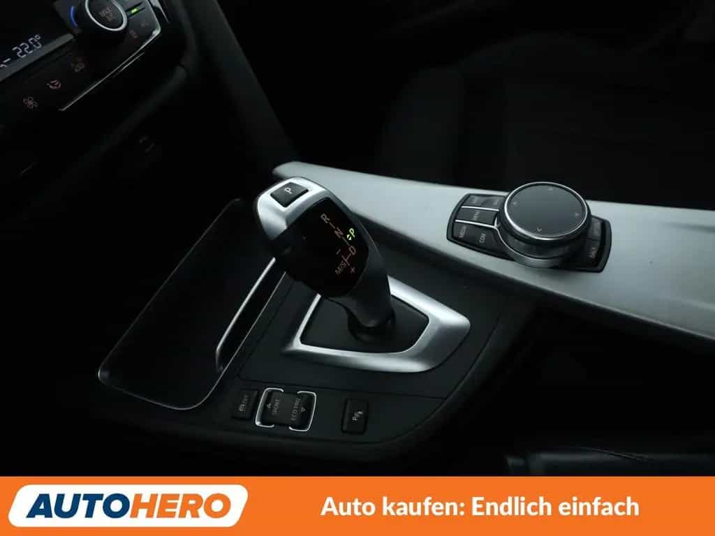 BMW 3 Series 320d EfficientDynamics Sport Line Aut.*NAVI*LED* 05/2019-photo-22