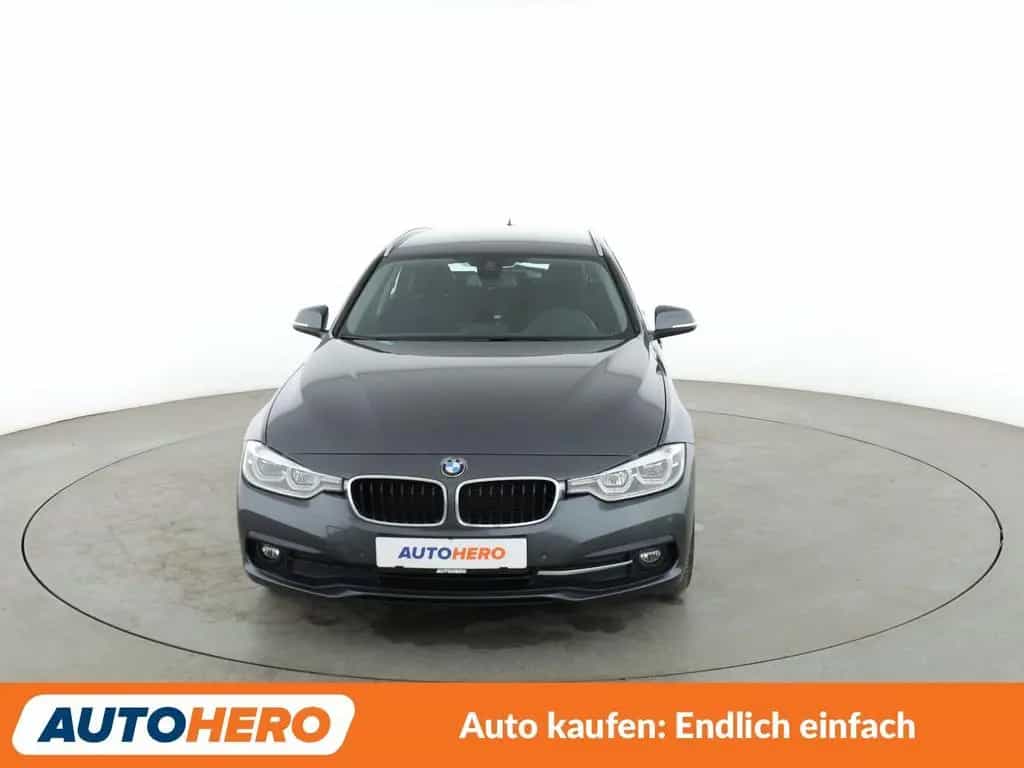 BMW 3 Series 320d EfficientDynamics Sport Line Aut.*NAVI*LED* 05/2019-photo-8