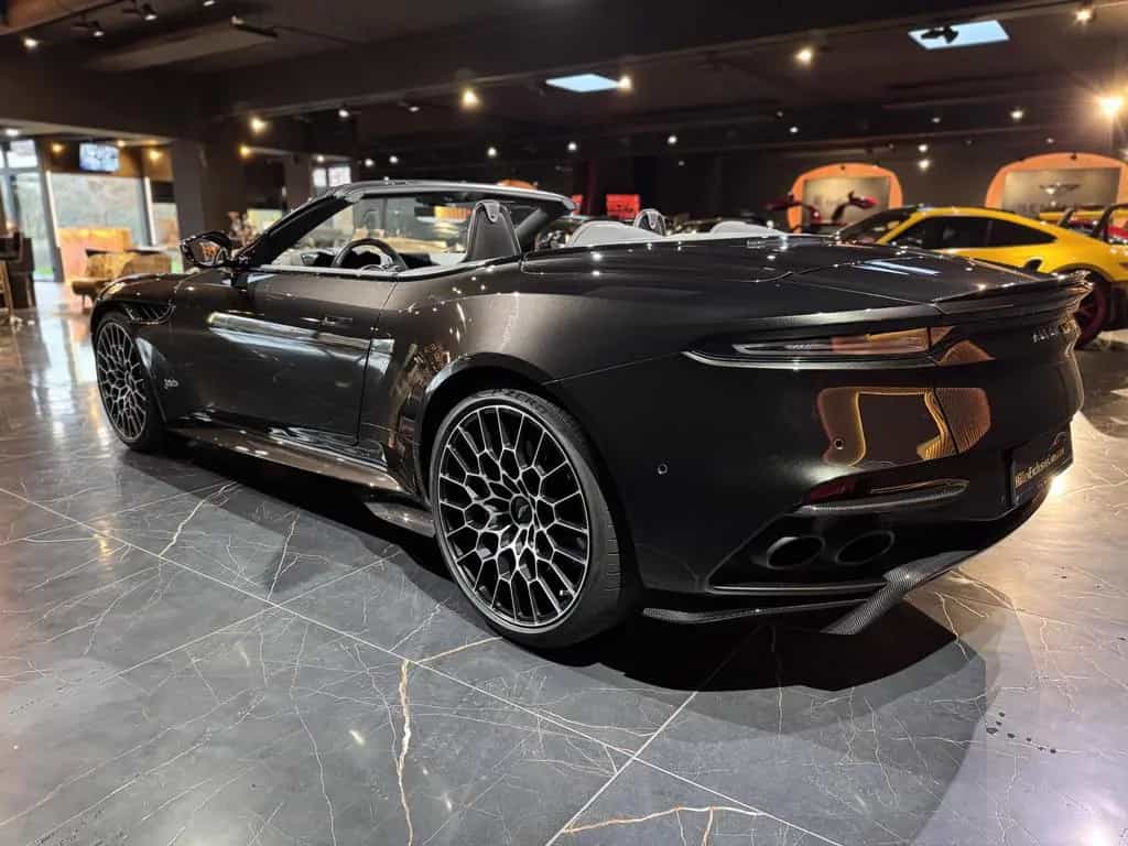 Aston Martin DBS 770 Ultimate Volante 1of199 Dt. Auto*u-frei 11/2023-photo-1