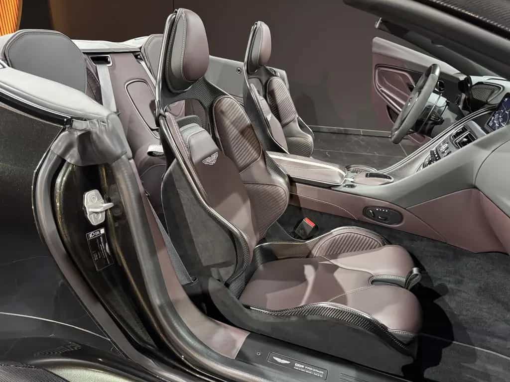 Aston Martin DBS 770 Ultimate Volante 1of199 Dt. Auto*u-frei 11/2023-photo-14