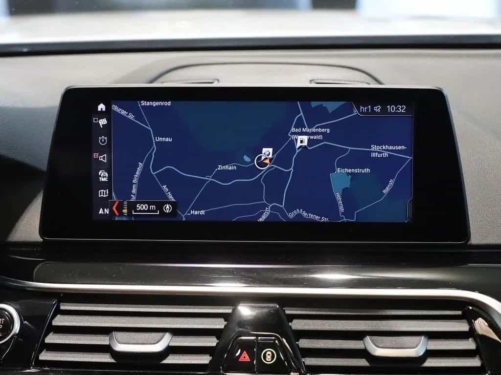 BMW 5 Series 530d Sport Line "Limousine" AHK Head-Up 10/2018-photo-11