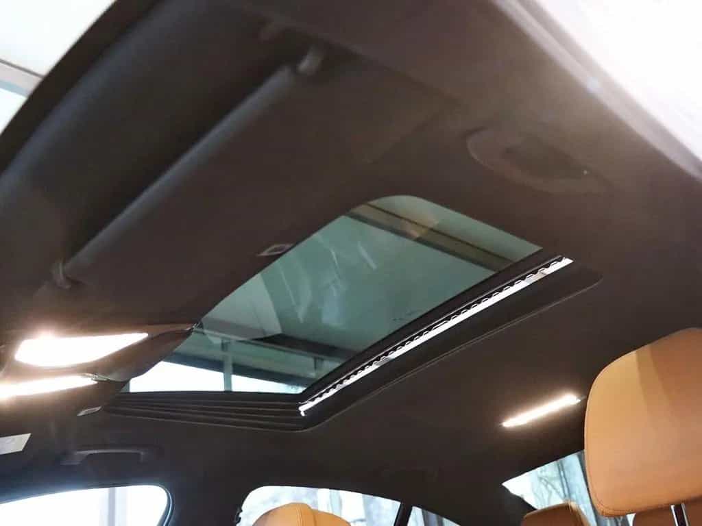 BMW 5 Series 530d Sport Line "Limousine" AHK Head-Up 10/2018-photo-14