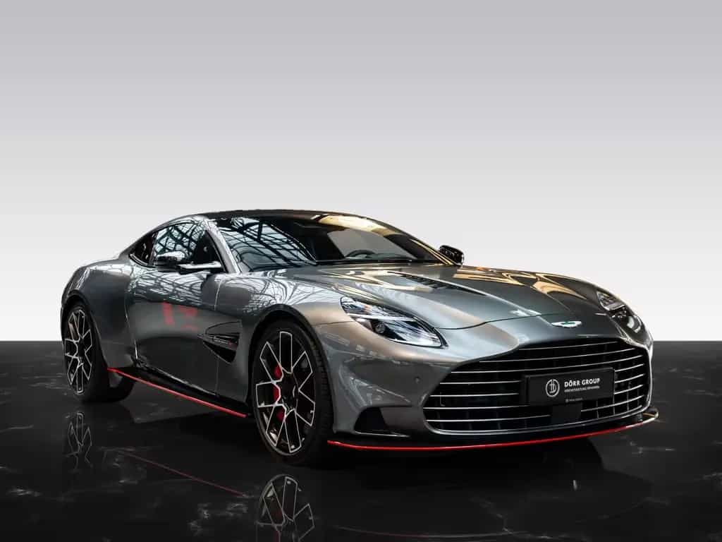 Aston Martin Vanquish | Full Spec | Full Carbon Exterior 03/2025-photo-0
