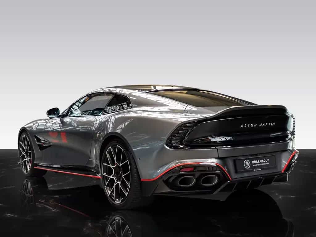 Aston Martin Vanquish | Full Spec | Full Carbon Exterior 03/2025-photo-1