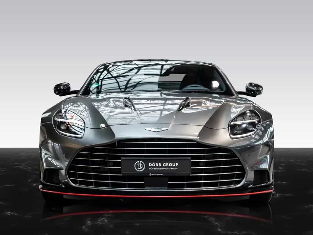 Aston Martin Vanquish | Full Spec | Full Carbon Exterior 03/2025-photo-3
