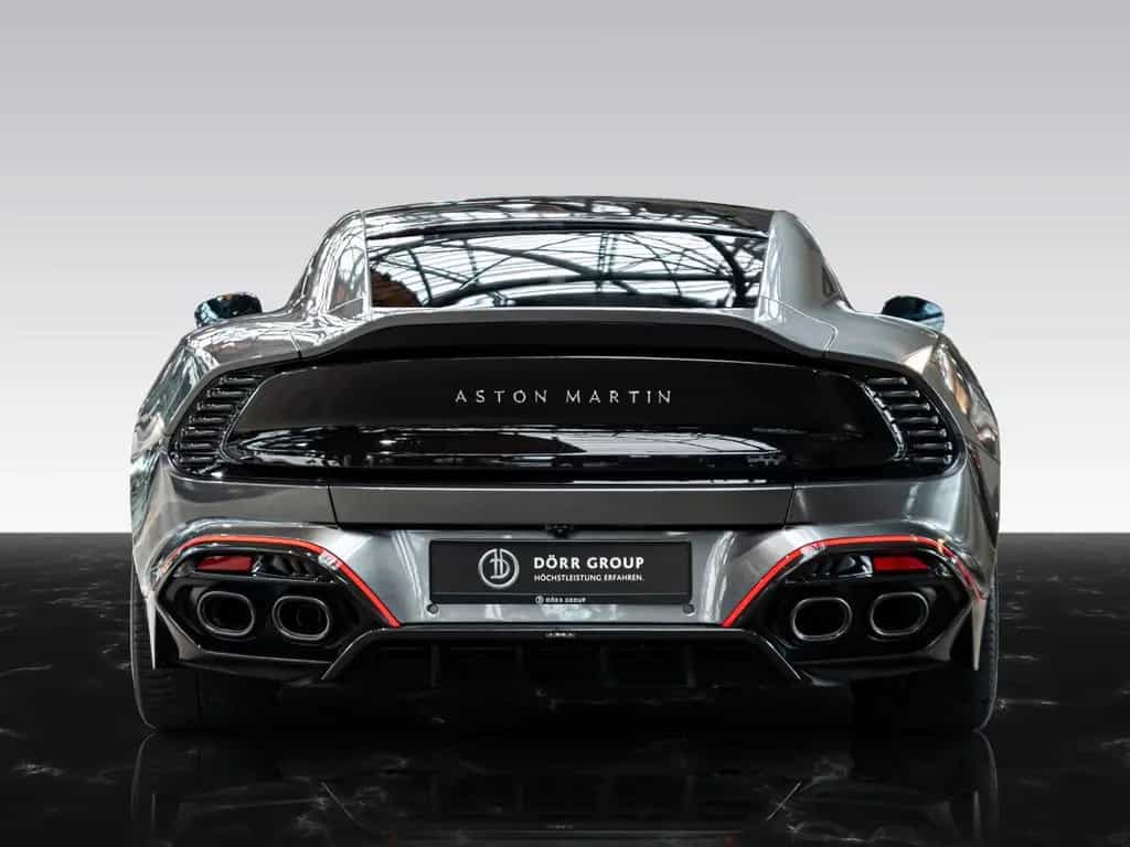 Aston Martin Vanquish | Full Spec | Full Carbon Exterior 03/2025-photo-4