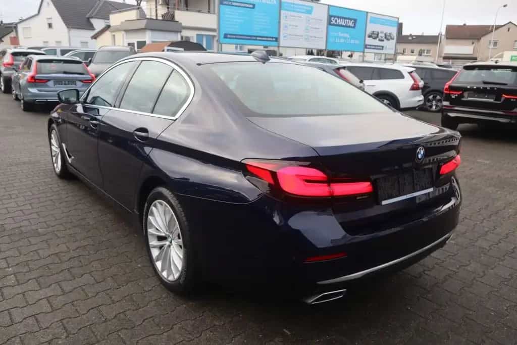 BMW 5 Series 520d Aut. Luxury Line|NAVIGATION|R-CAM|LEDER| 09/2020-photo-8