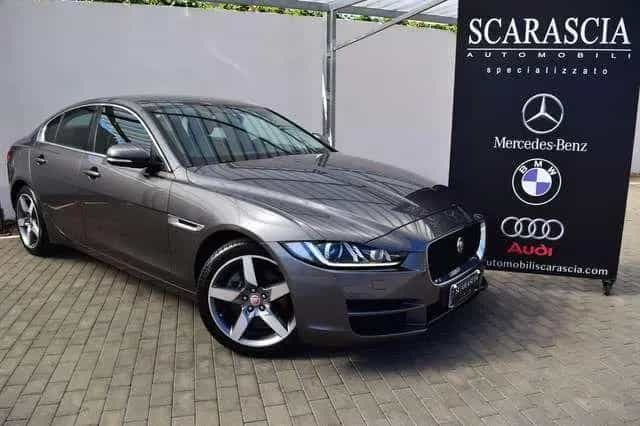 Jaguar XE 2.0 D 180 cv Automatica Prestige 09/2015-photo-0