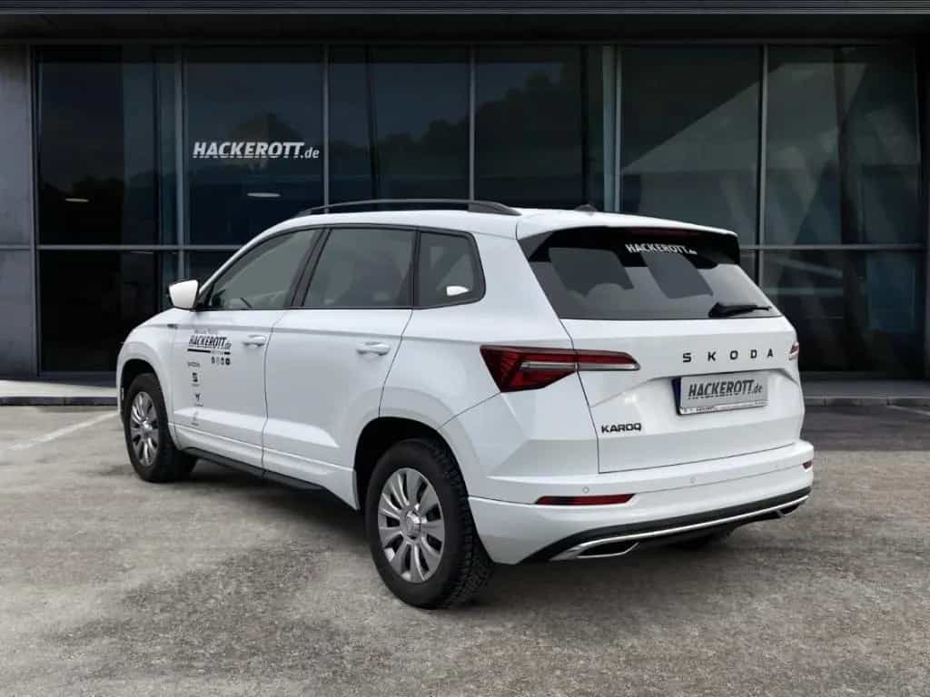 Skoda Karoq Sportline 1.5 TSI DSG Navi AHK PDC v+h LED 08/2024-photo-2