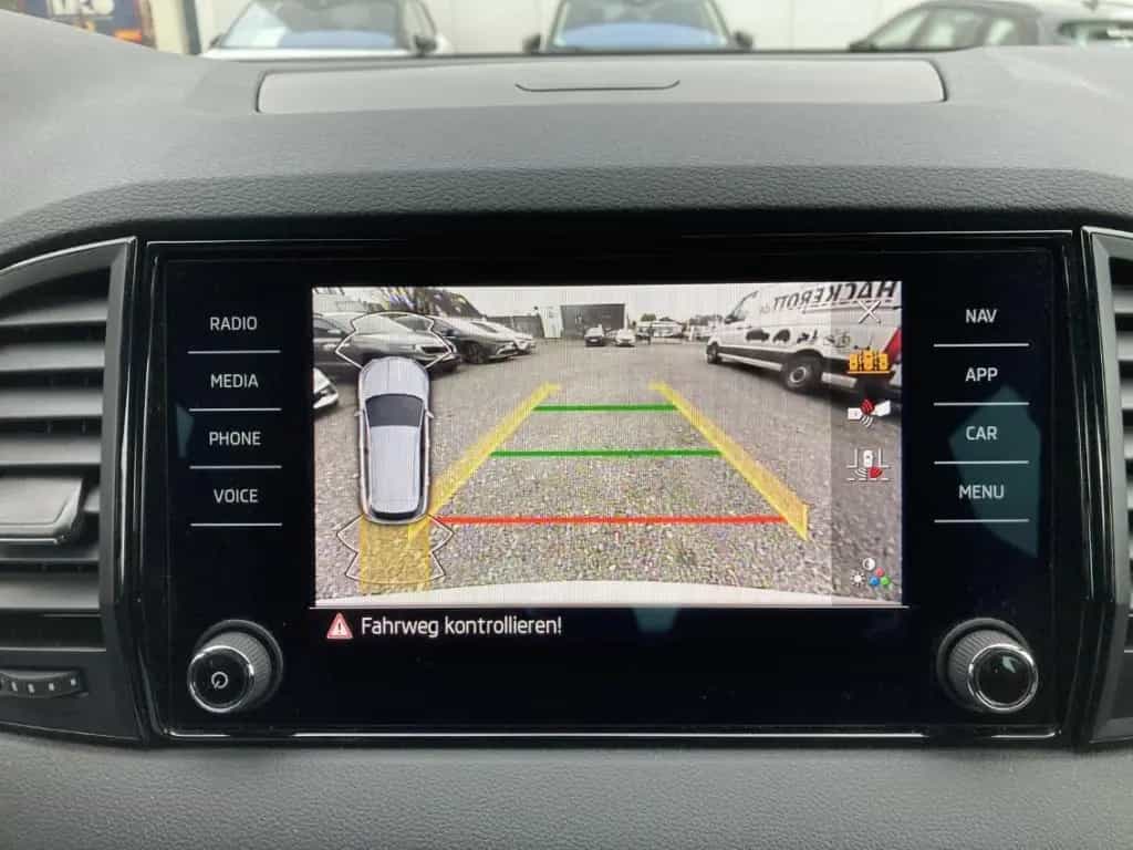 Skoda Karoq Sportline 1.5 TSI DSG Navi AHK PDC v+h LED 08/2024-photo-22