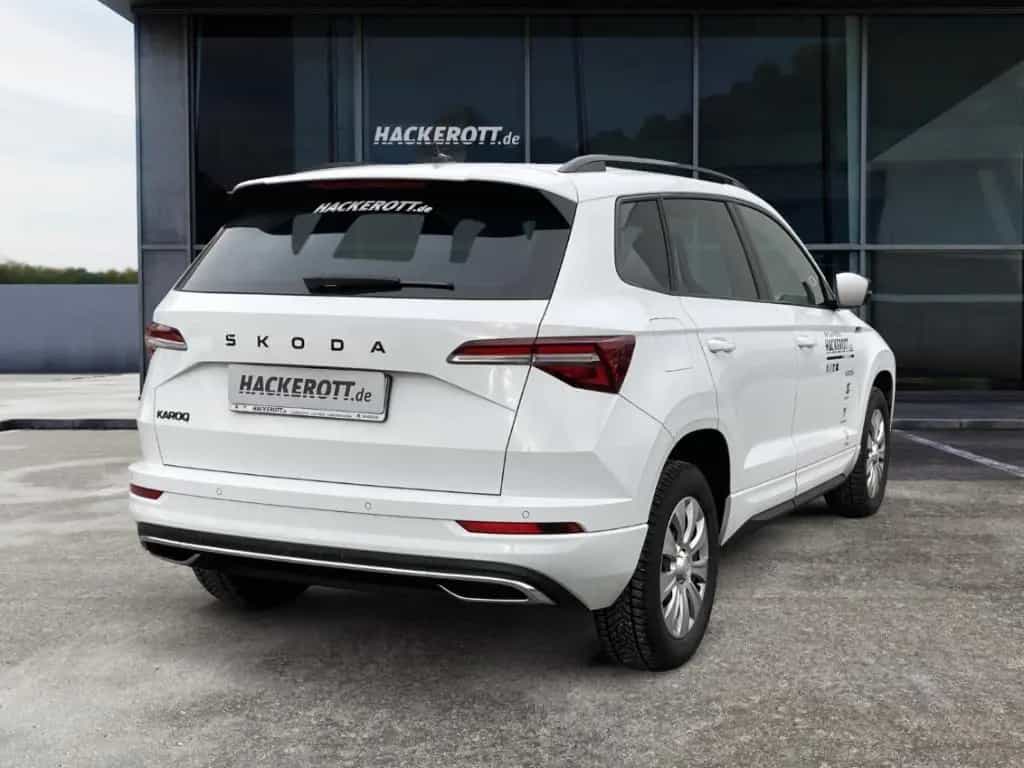 Skoda Karoq Sportline 1.5 TSI DSG Navi AHK PDC v+h LED 08/2024-photo-4