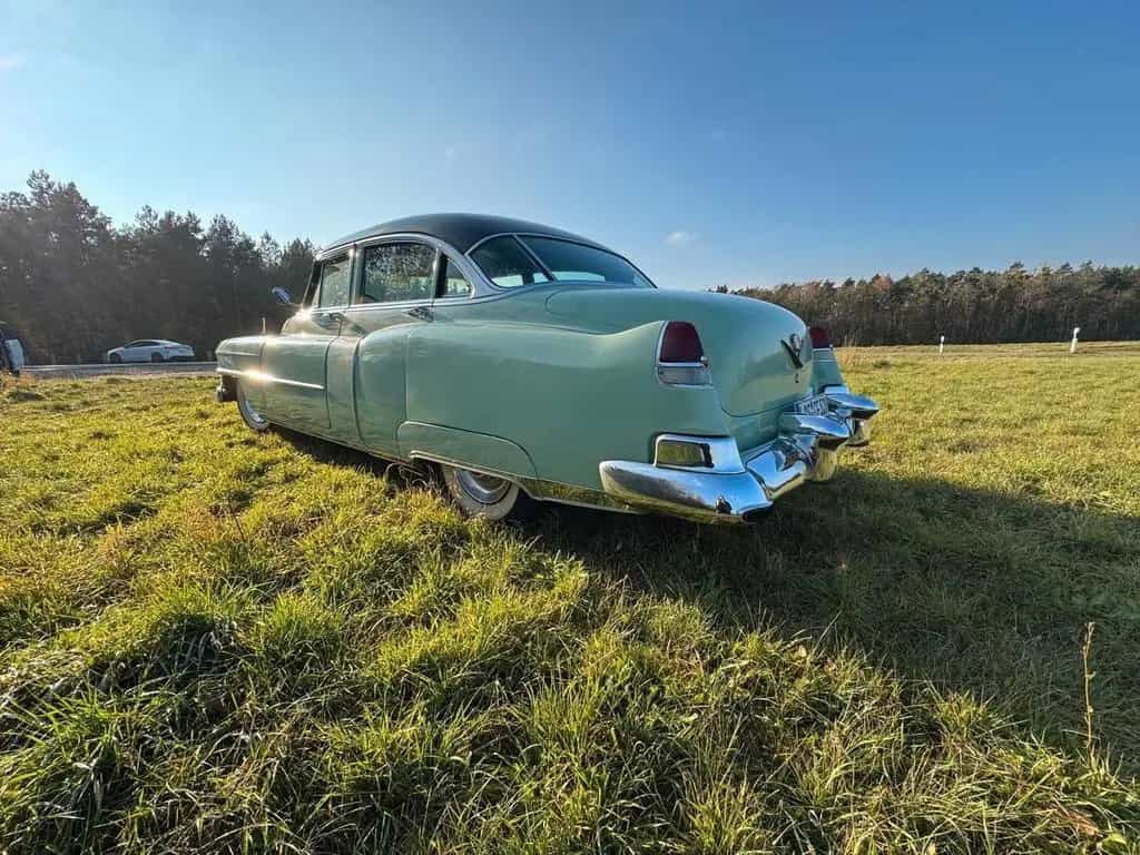 Cadillac Sedan 07/1952-photo-14
