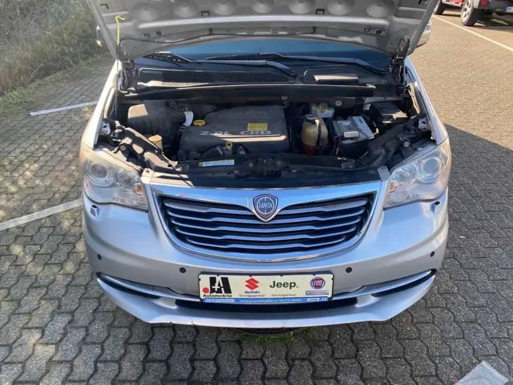 Lancia Voyager CRD 2.8 05/2012-photo-6