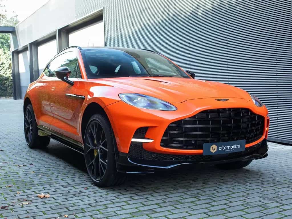 Aston Martin DBX 707 | NEW | VAT | Synapse Orange null-photo-1