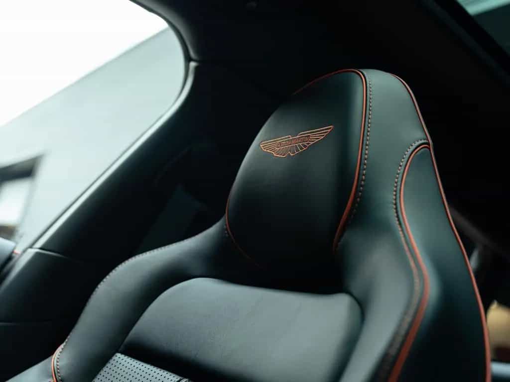 Aston Martin DBX 707 | NEW | VAT | Synapse Orange null-photo-24