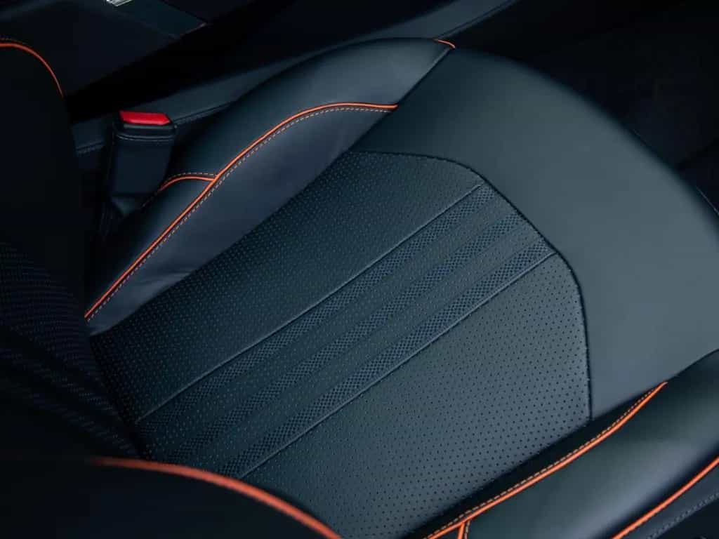Aston Martin DBX 707 | NEW | VAT | Synapse Orange null-photo-25