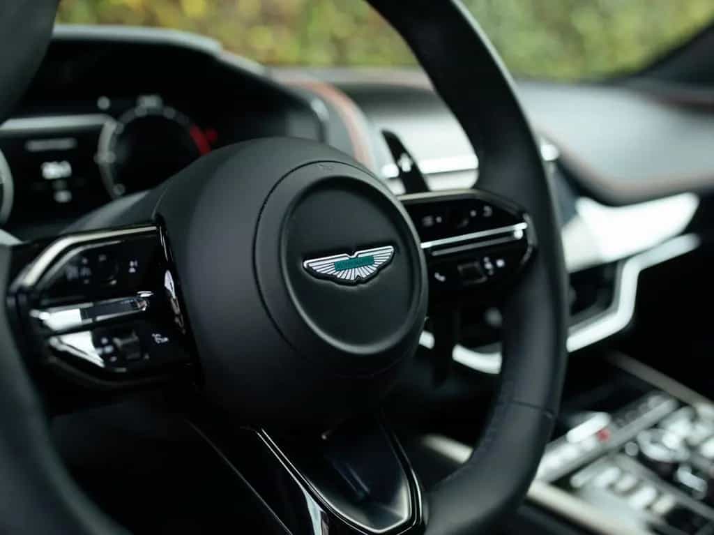 Aston Martin DBX 707 | NEW | VAT | Synapse Orange null-photo-30