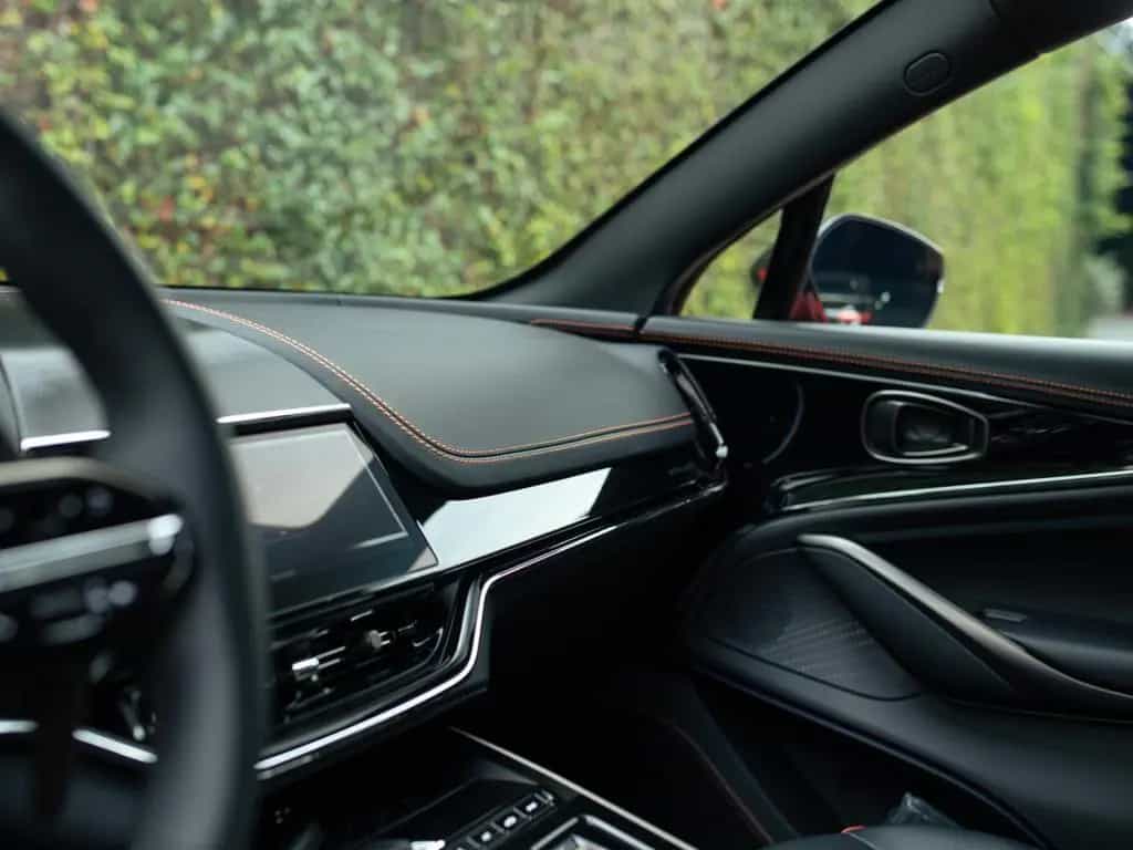 Aston Martin DBX 707 | NEW | VAT | Synapse Orange null-photo-32