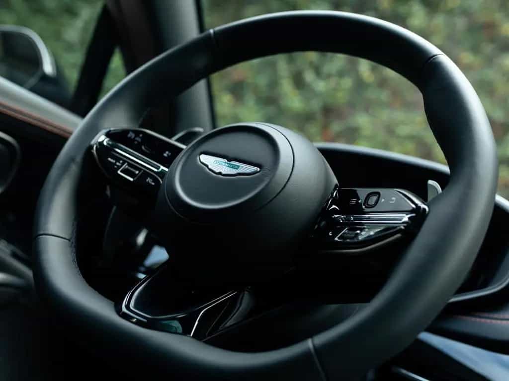 Aston Martin DBX 707 | NEW | VAT | Synapse Orange null-photo-35
