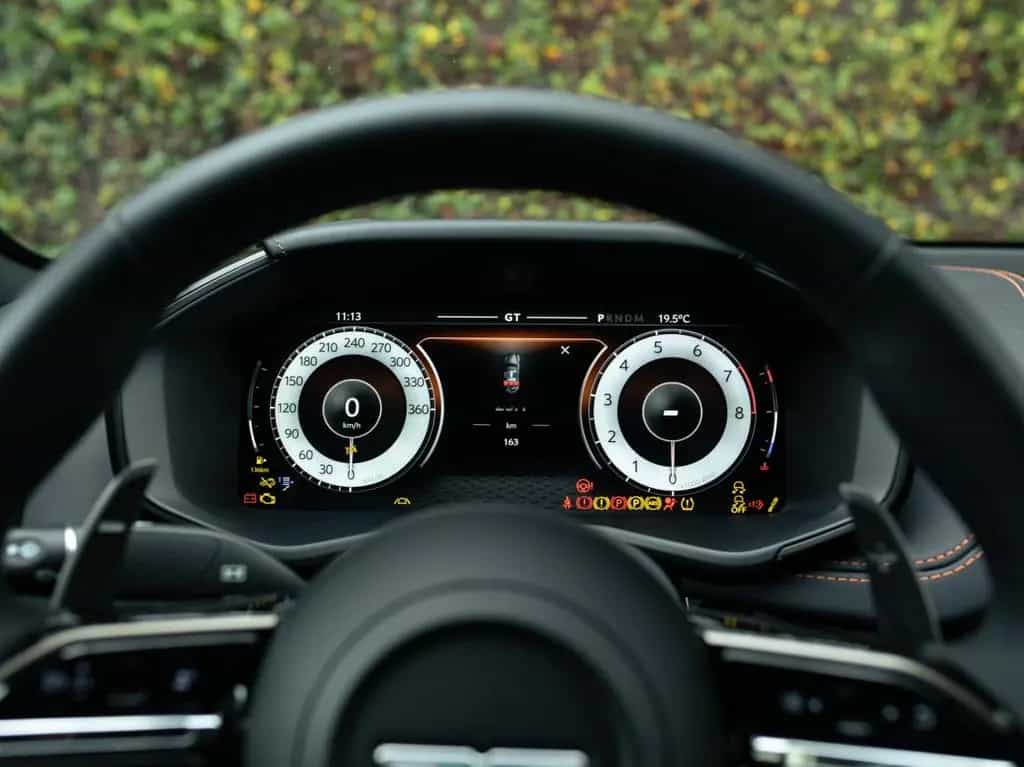 Aston Martin DBX 707 | NEW | VAT | Synapse Orange null-photo-36