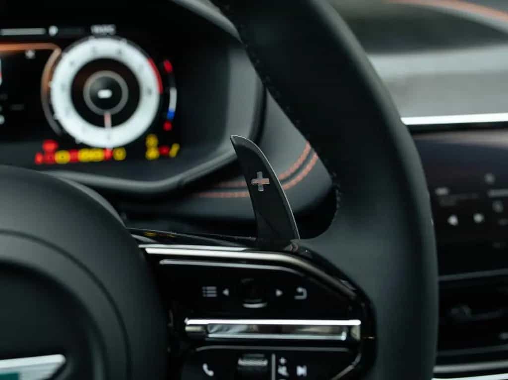 Aston Martin DBX 707 | NEW | VAT | Synapse Orange null-photo-37