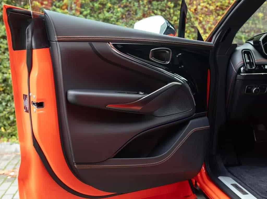 Aston Martin DBX 707 | NEW | VAT | Synapse Orange null-photo-41