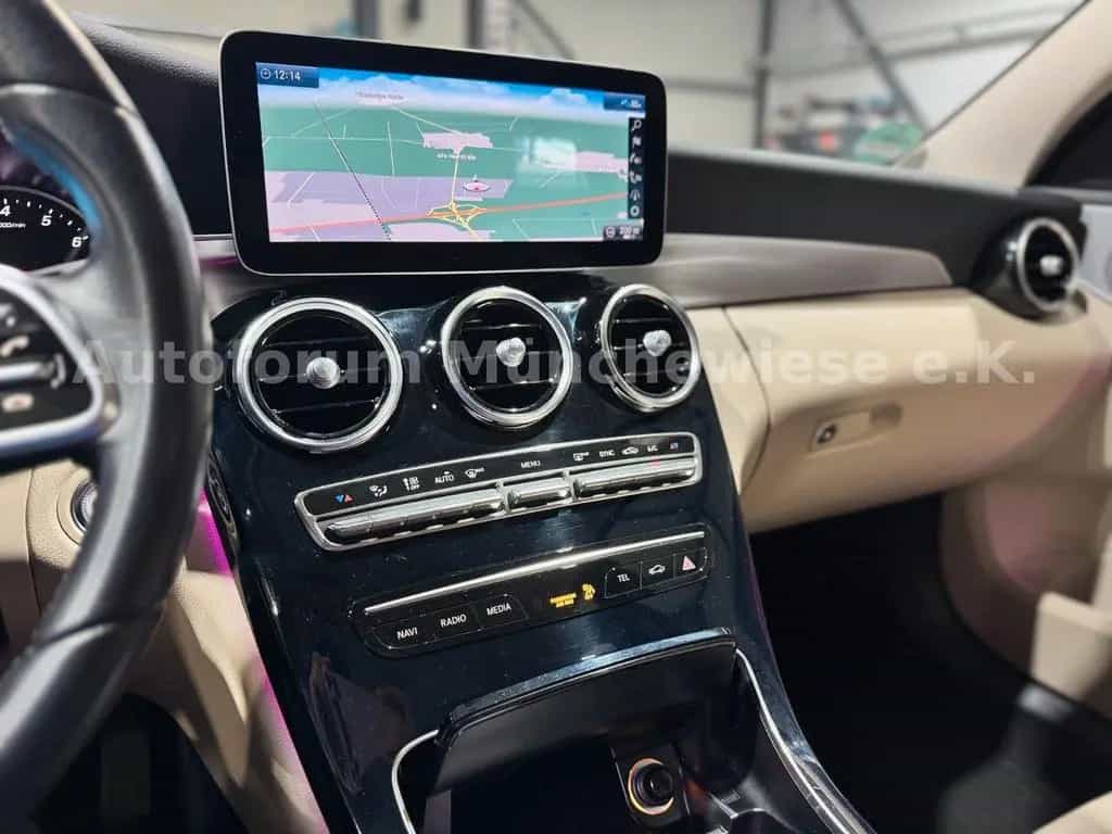 Mercedes-Benz C-Class 180 T CGI Avantgarde *AMBIENTE*LED*LEDER*MBUX* 06/2019-photo-18