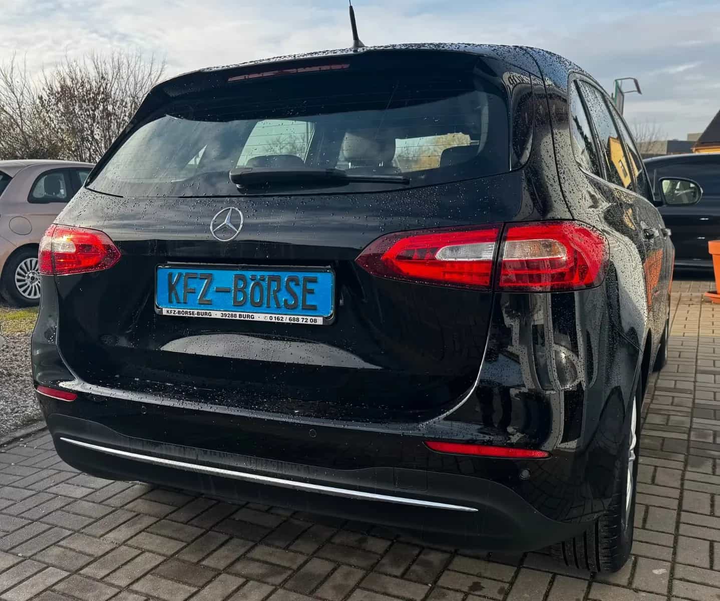 Mercedes-Benz B-Class 180 10/2019-photo-3