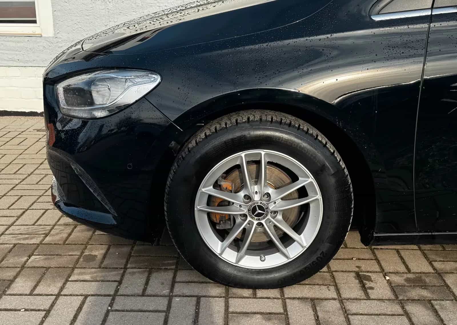 Mercedes-Benz B-Class 180 10/2019-photo-8