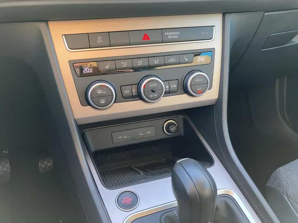 Seat Ateca XPERIENCE 1.5 TSI DSG LED+NAVI+ACC+KAMERA 06/2024-photo-17