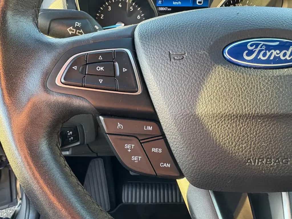 Ford Focus 1,0 EcoBoost Titanium+Zahnriemen neu 09/2015-photo-11